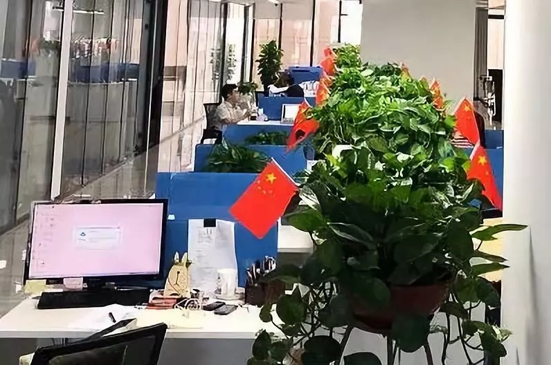 5e68c4899296c55e6de9f7d4d156c9c2.jpg