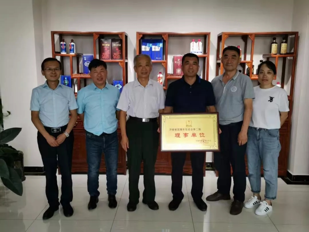 c9d08ffc50cfc11d6aacc8dd9d4353ea.jpg