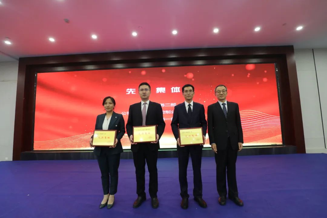 d65ab2d4838c1b7e4ec0d97dadc9c010.jpg